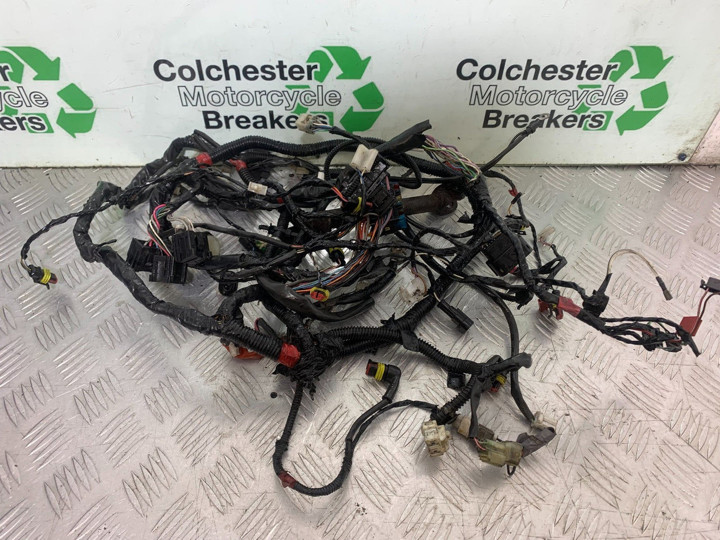 PIAGGIO VESPA GTS 125 WIRING LOOM  YEAR 2009-2014  (CMB1261)