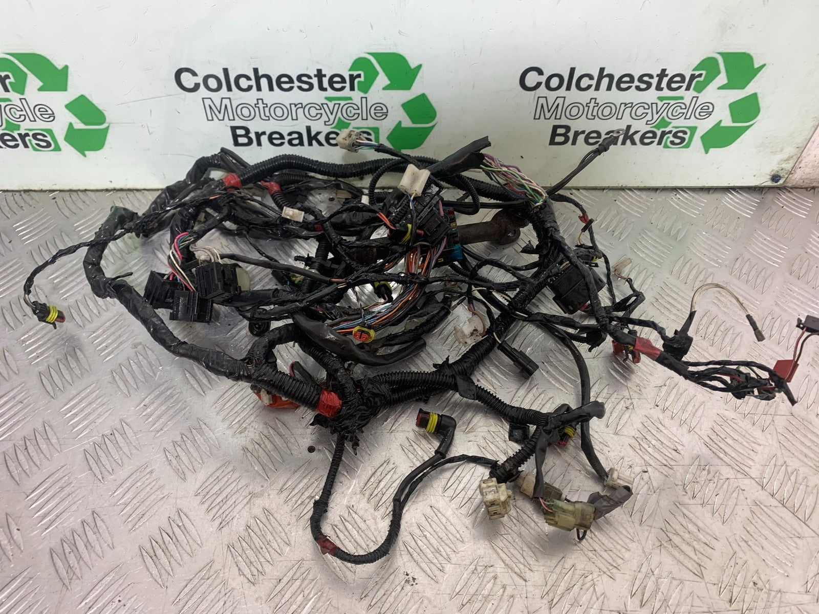 PIAGGIO VESPA GTS 125 WIRING LOOM  YEAR 2009-2014  (CMB1261)