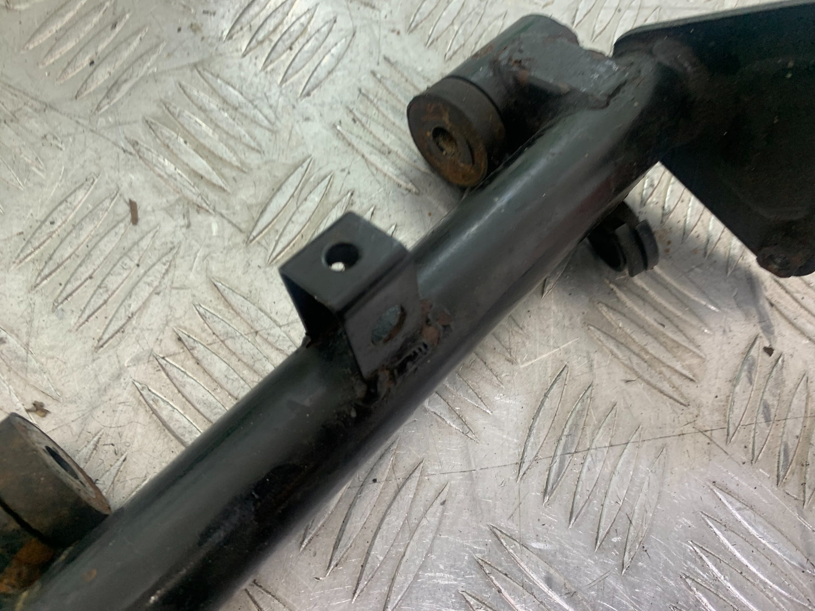 KAWASAKI VN1500 CLASSIC FRAME BRACKET  YEAR 1999 -2006 (CMB1166)