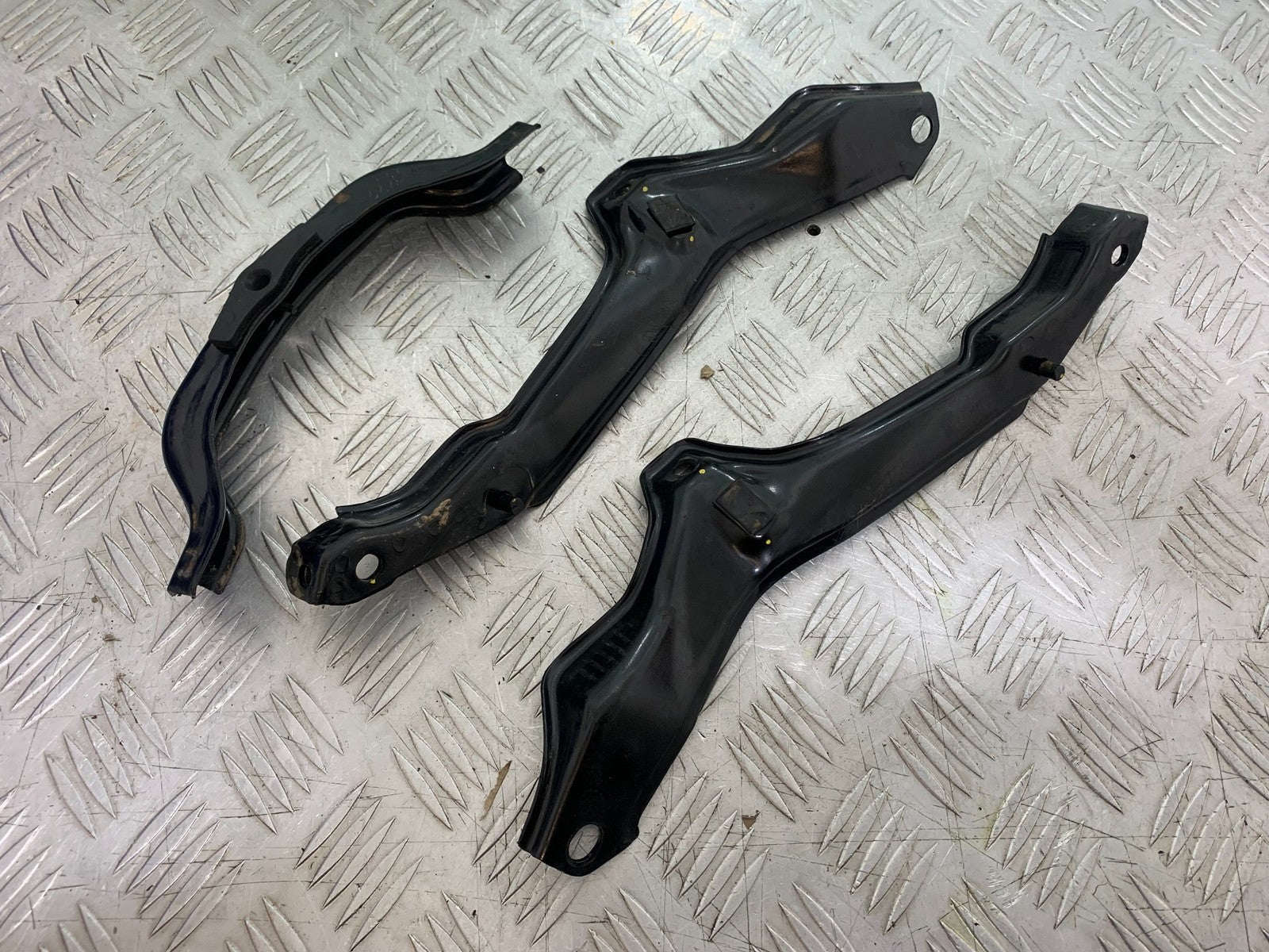 KTM 125 DUKE  BRACKETS  YEAR 2018-2023 (CMB1185)