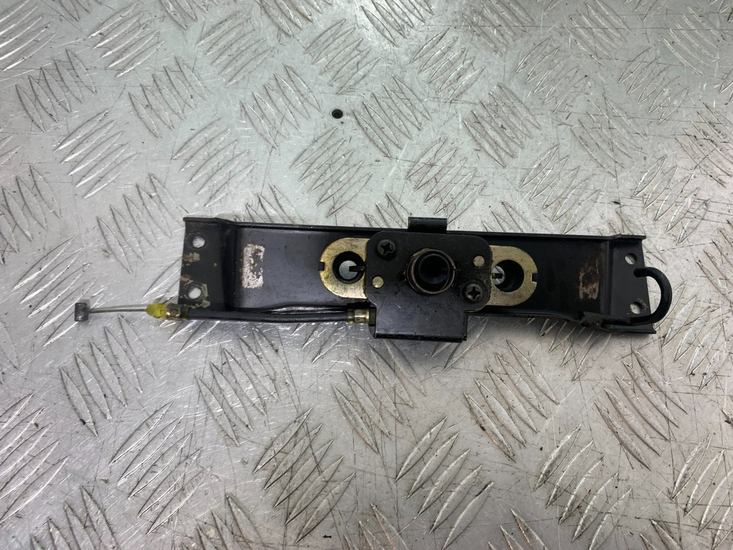 KAWASAKI ZZR1100 D SEAT CATCH YEAR 1993-2001 (CMB1289)