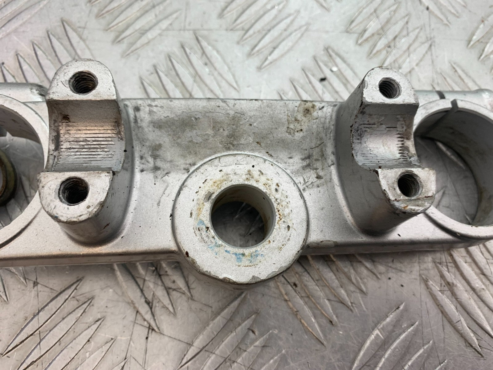 QINGQI QM125 GY-2B TOP YOKE   YEAR 2016 (CMB1228)