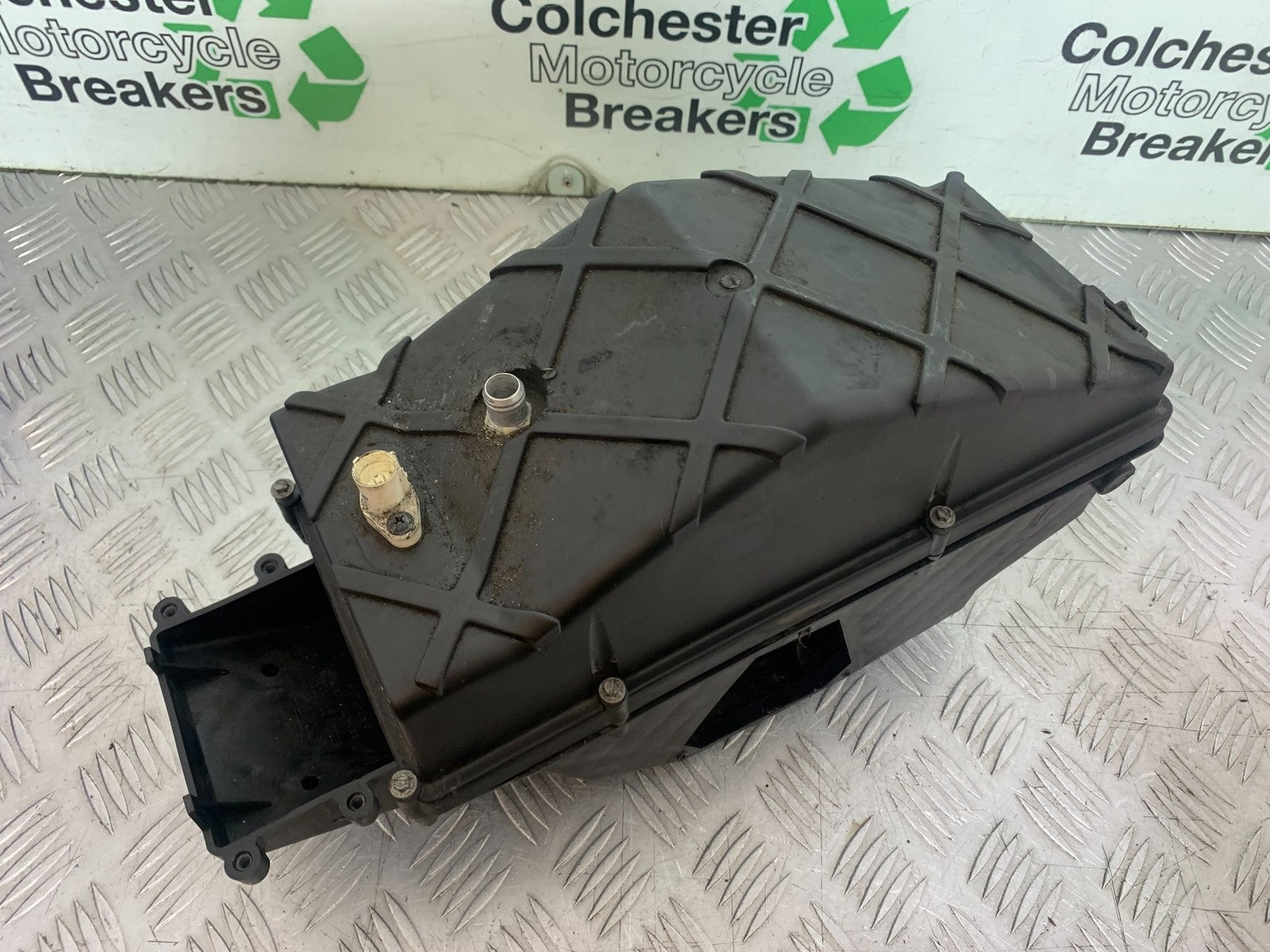 KTM 990 SUPER DUKE AIRBOX YEAR 2007-2011  (CMB1207)