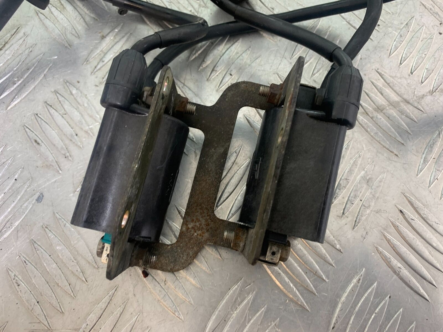 HONDA CB600 CB 600 HORNET COILS AND CAPS  YEAR 1998 -2002 (CMB1126)