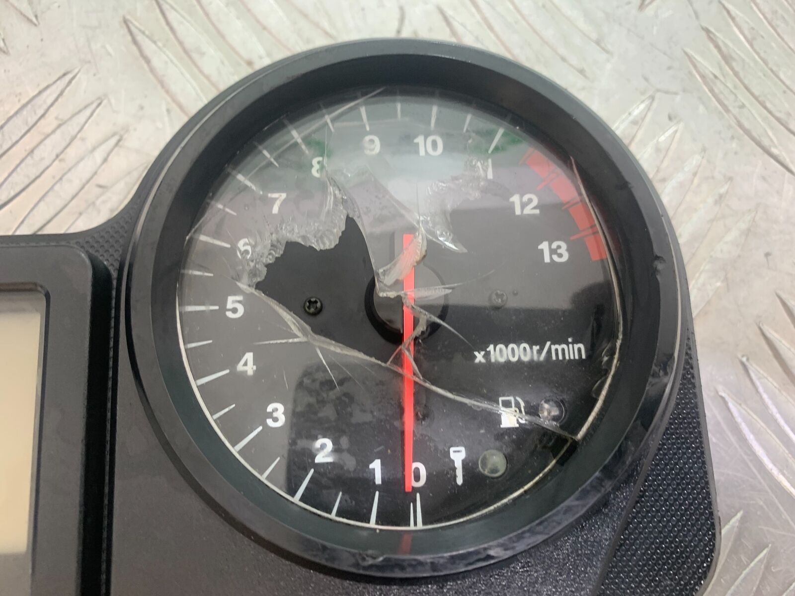 HONDA CBR 929 RRY FIREBLADE CLOCKS SPEEDO DASH  YEAR 2000-01 (CMB1026)