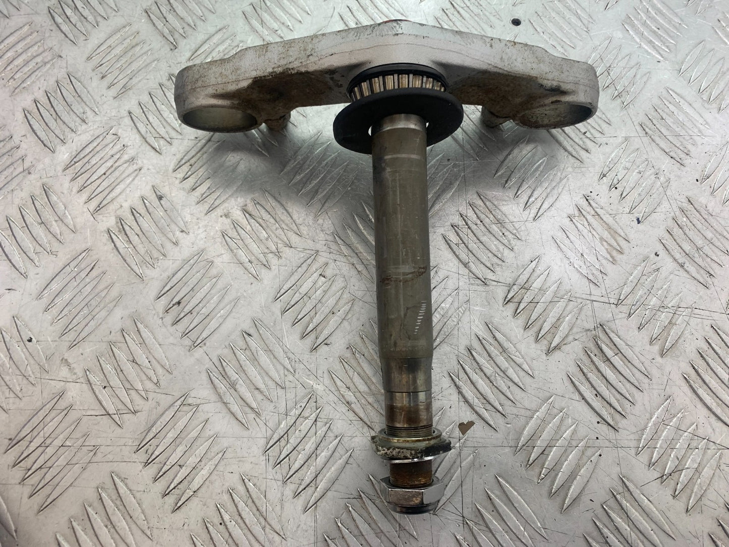 TRIUMPH 955i SPRINT ST BOTTOM YOKE 1999-2004 (CMB1176)