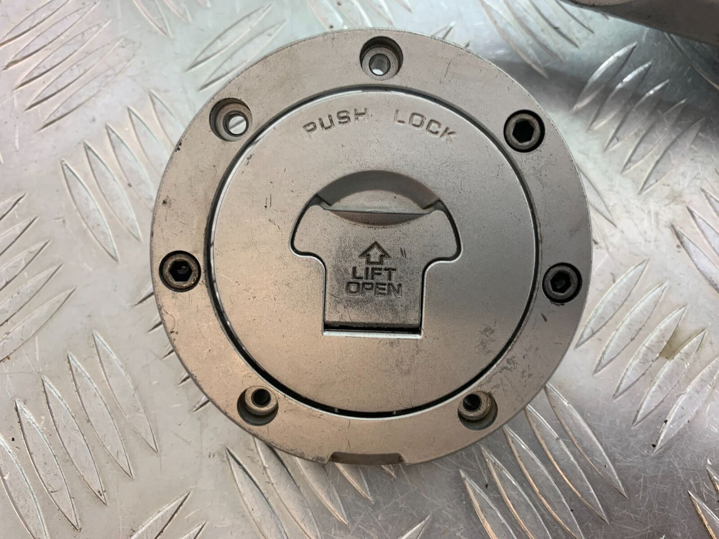 HONDA VFR800 VFR 800 V-TEC LOCKS AND KEY (NO ECU)  YEAR 2002 -09 (CMB1012)