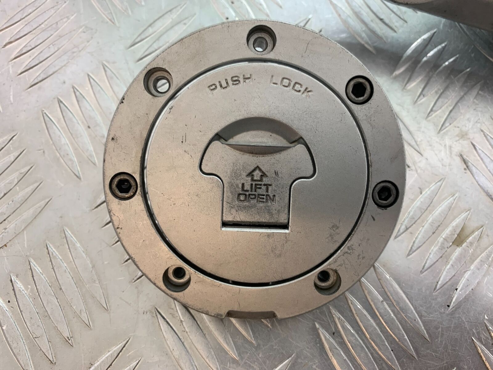 HONDA VFR800 VFR 800 V-TEC LOCKS AND KEY (NO ECU)  YEAR 2002 -09 (CMB1012)