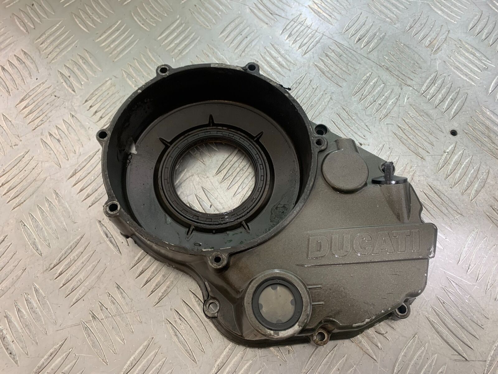DUCATI 748 CLUTCH COVER   YEAR 1999 2003