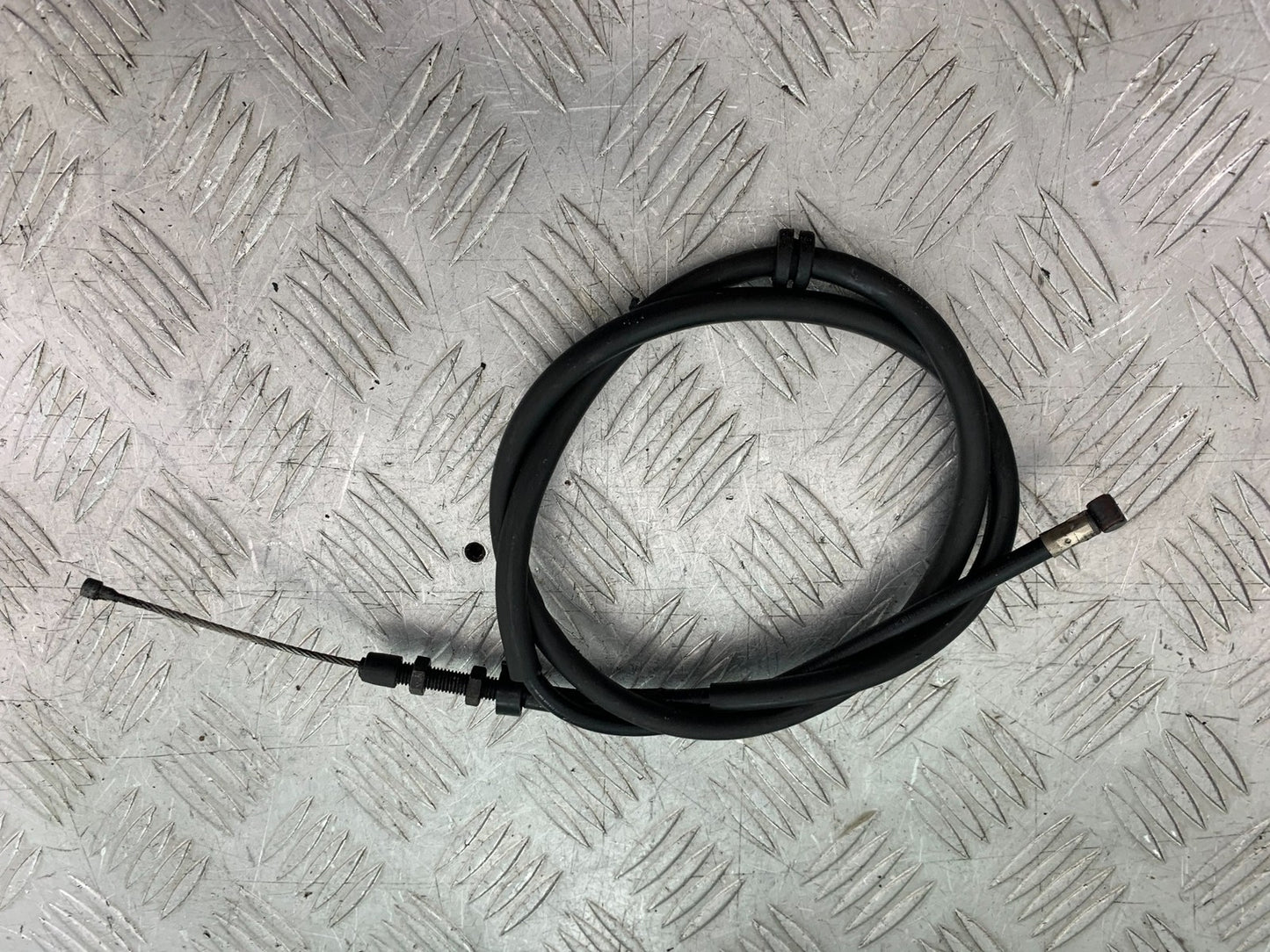 TRIUMPH 675 STREET TRIPLE RX CLUTCH CABLE   2015- 2017 (CMB1299)