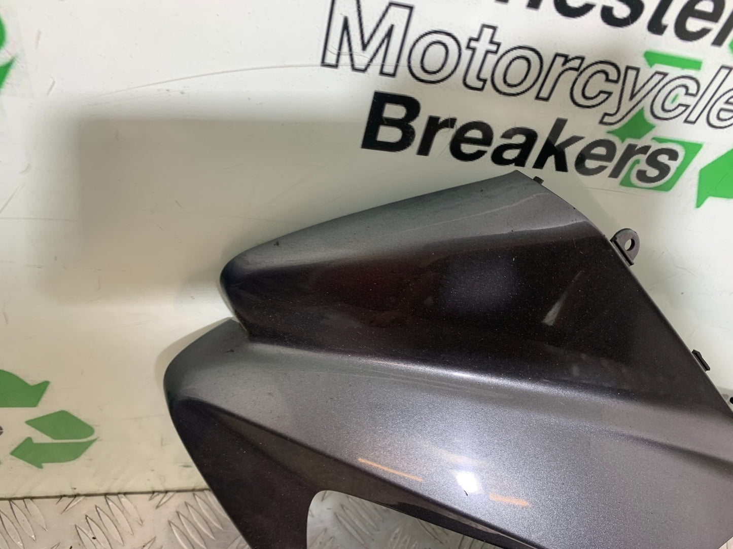 HONDA CBF600 CBF 600 LEFT FAIRING  YEAR 2004-07  (CMB1305)