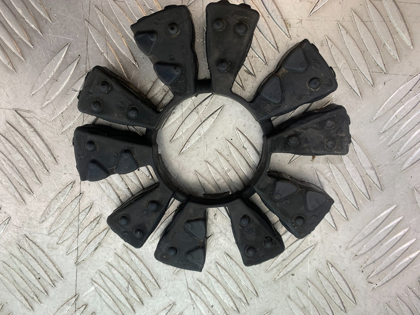 BMW M1000 R CUSH DRIVE RUBBERS  YEAR 2023-2024 (CMB1140)