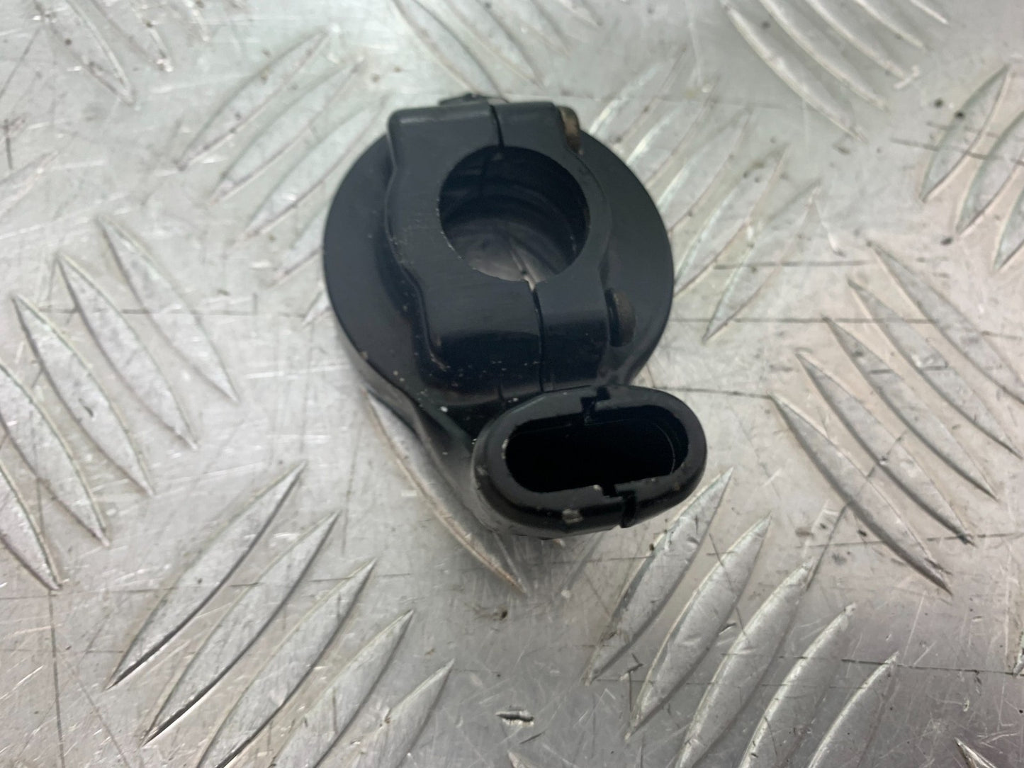 TRIUMPH 955i SPRINT ST THROTTLE HOUSING YEAR 1999-04 (CMB1230)