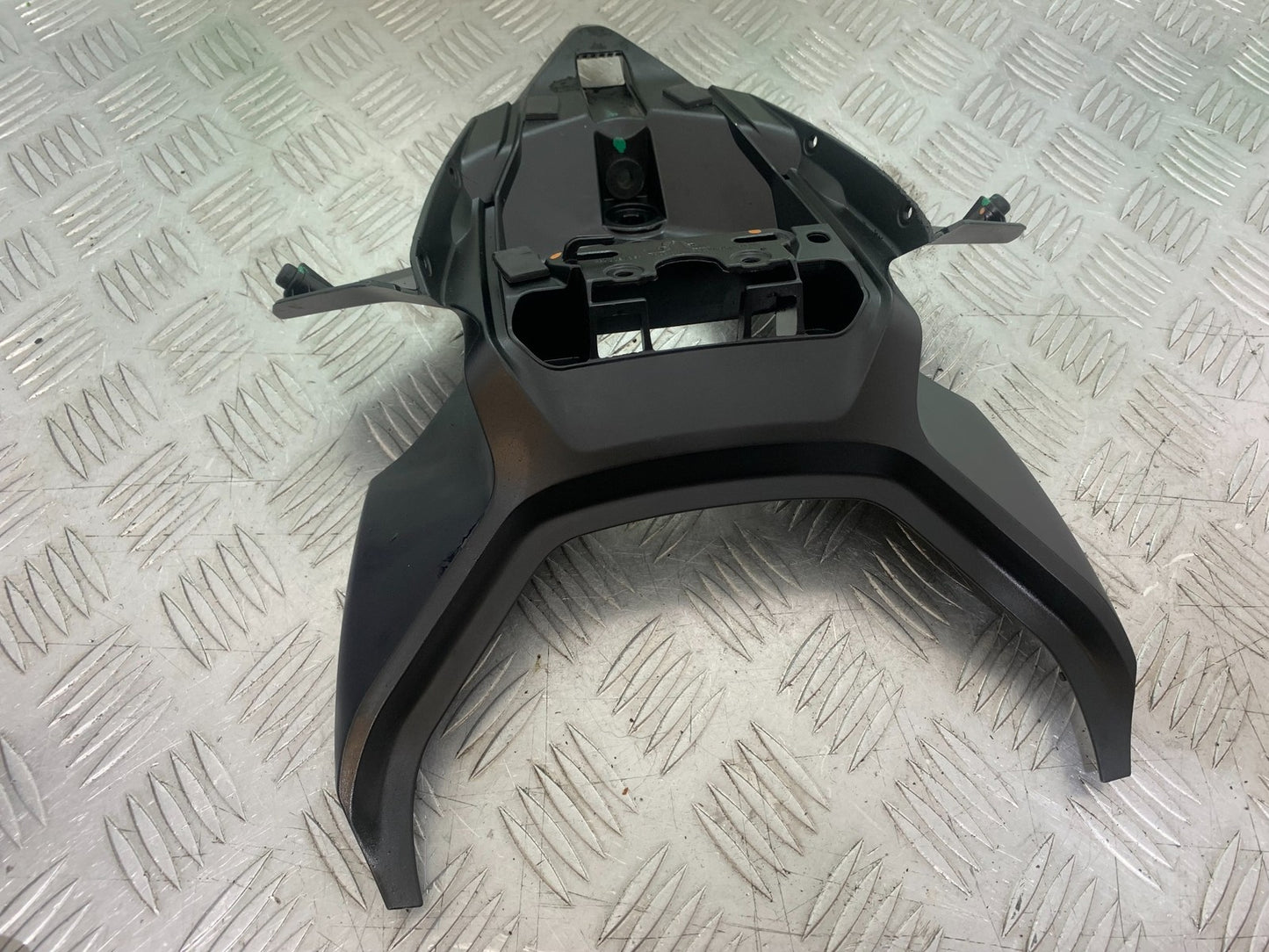 DUCATI 1299 PANIGALE REAR SUBFRAME INNER PANEL YEAR 2016 (CMB 1187)