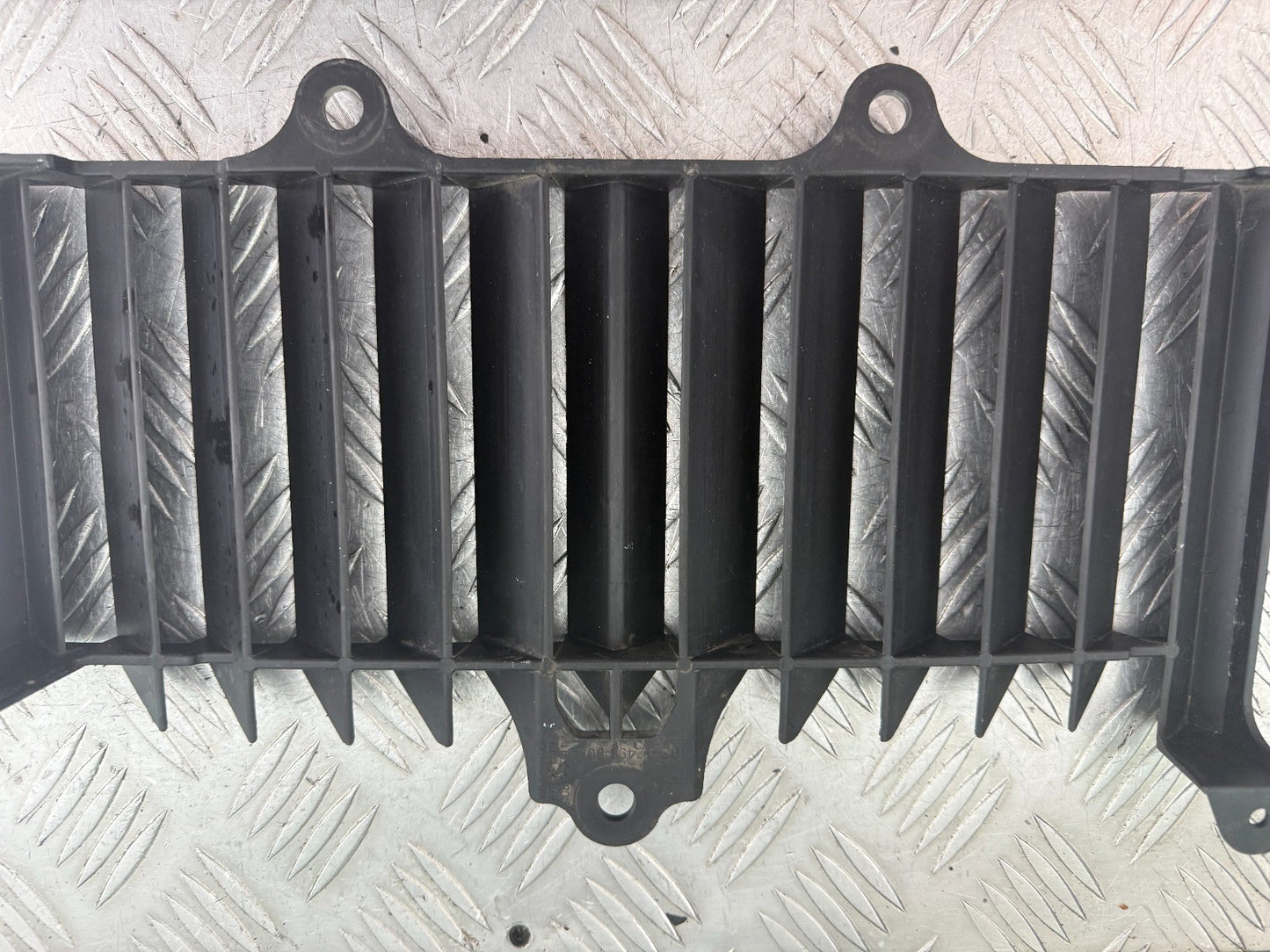 YAMAHA XT660 X OEM FRONT RADIATOR COVER COWL FAIRING YEAR 2004-2016 CMB1318