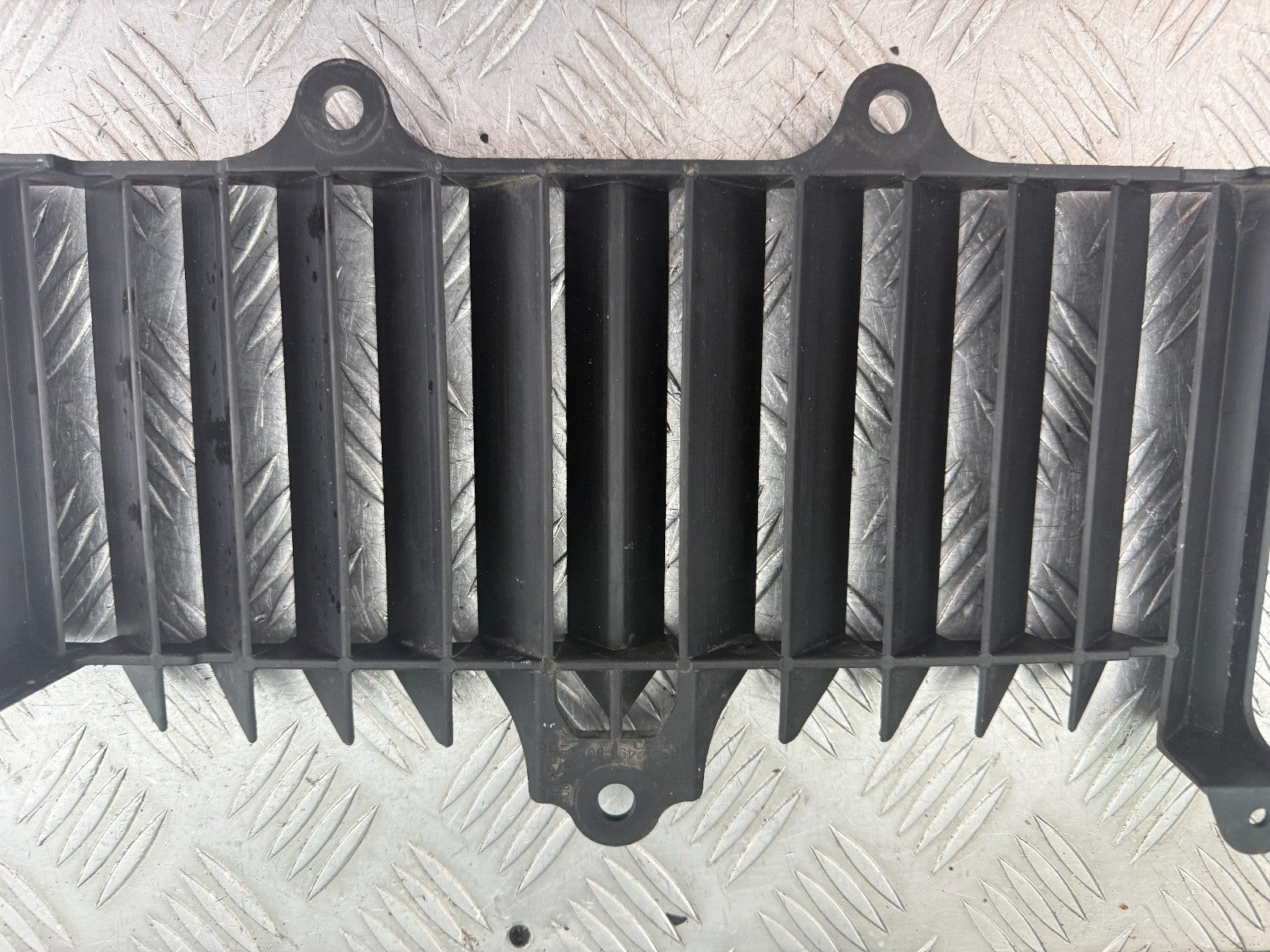 YAMAHA XT660 X OEM FRONT RADIATOR COVER COWL FAIRING YEAR 2004-2016 CMB1318