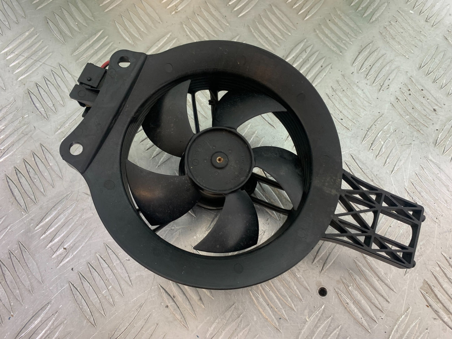 KTM 790 DUKE RADIATOR FAN YEAR 2018-2021  (CMB11150)
