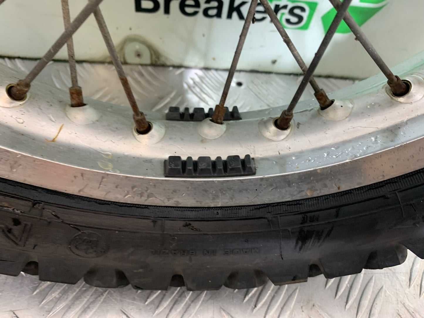 KAWASAKI KLR250 KLR 250 REAR WHEEL   YEAR 1984-2001 (CMB1225)