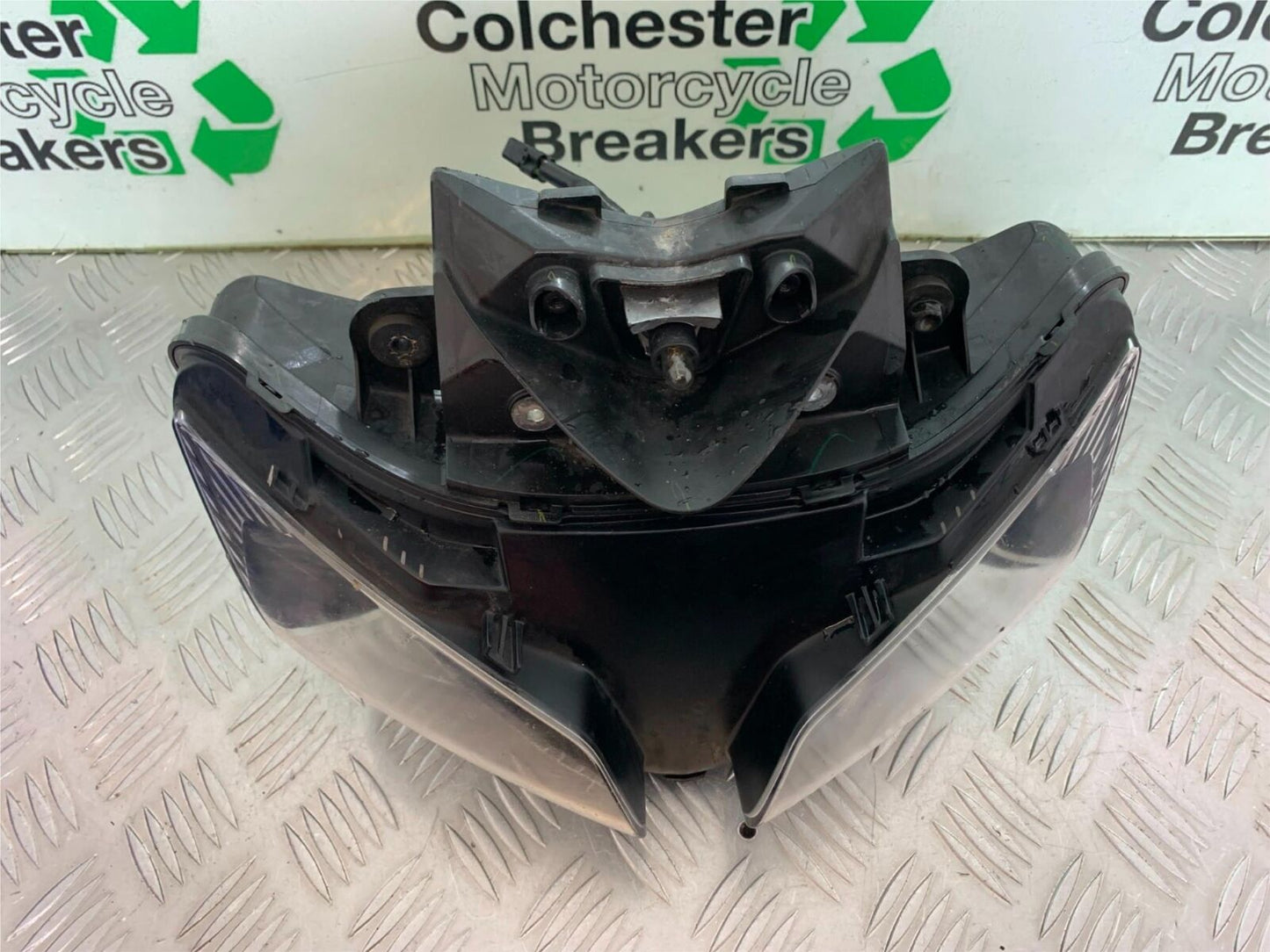 HONDA CBR500R CBR 500 R HEADLIGHT  YEAR 2012-16 (CMB1048)