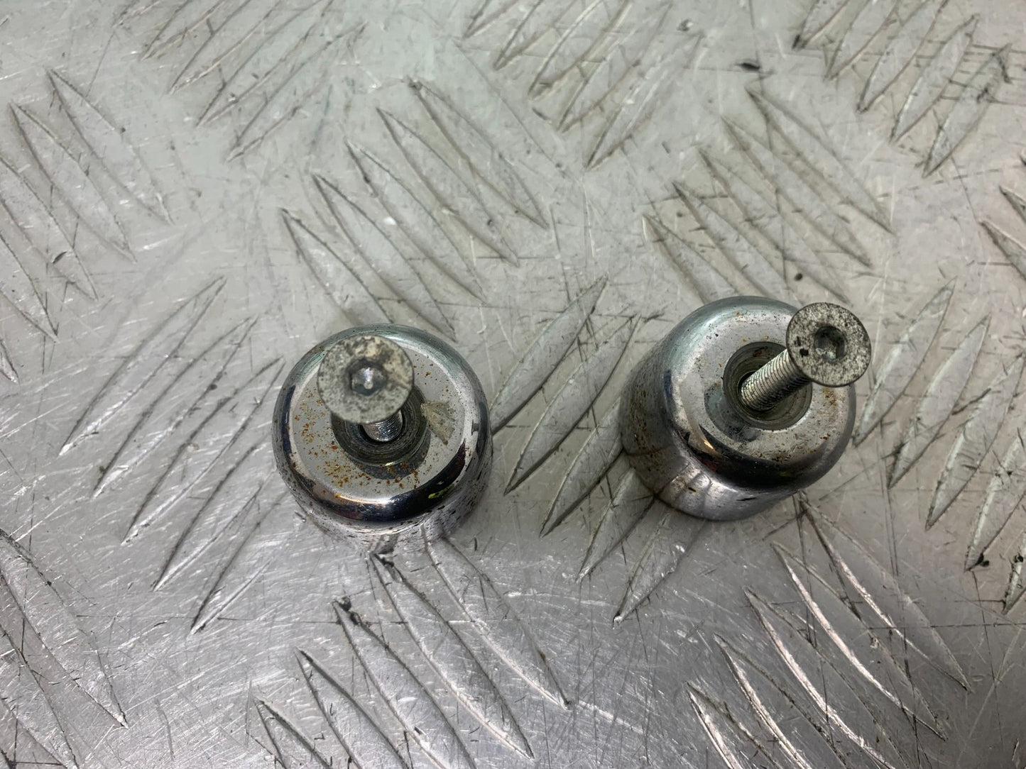 PIAGGIO MP3 250 ie BAR END WEIGHTS   YEAR 2007 (CMB1307)