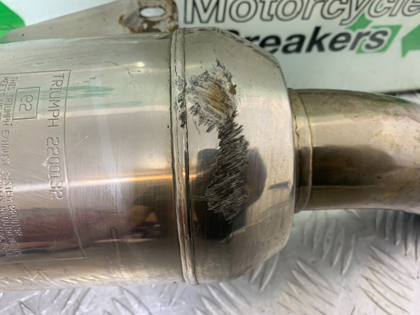 TRIUMPH 955i SPRINT ST SILENCER YEAR 1999-04 (CMB1230)