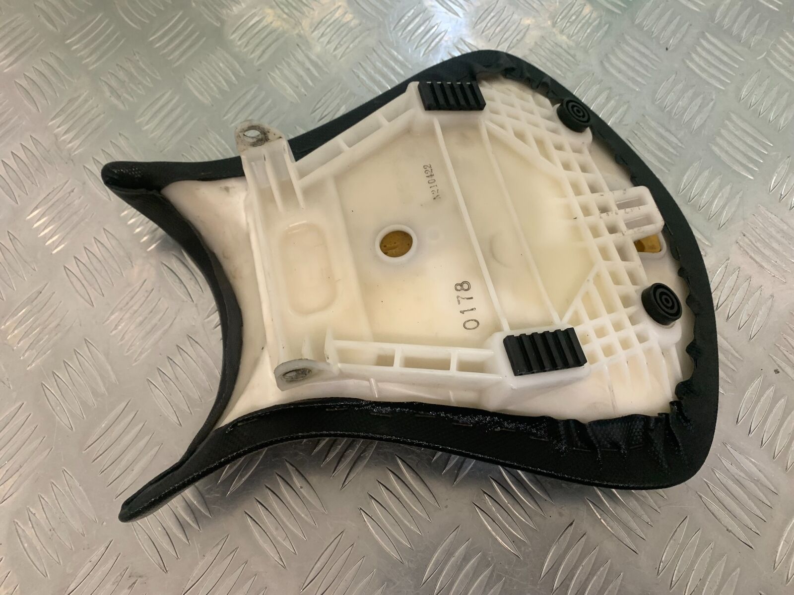 KAWASAKI ZX6R ZX6 R FRONT SEAT YEAR 2007 2008 (STOCK 973)