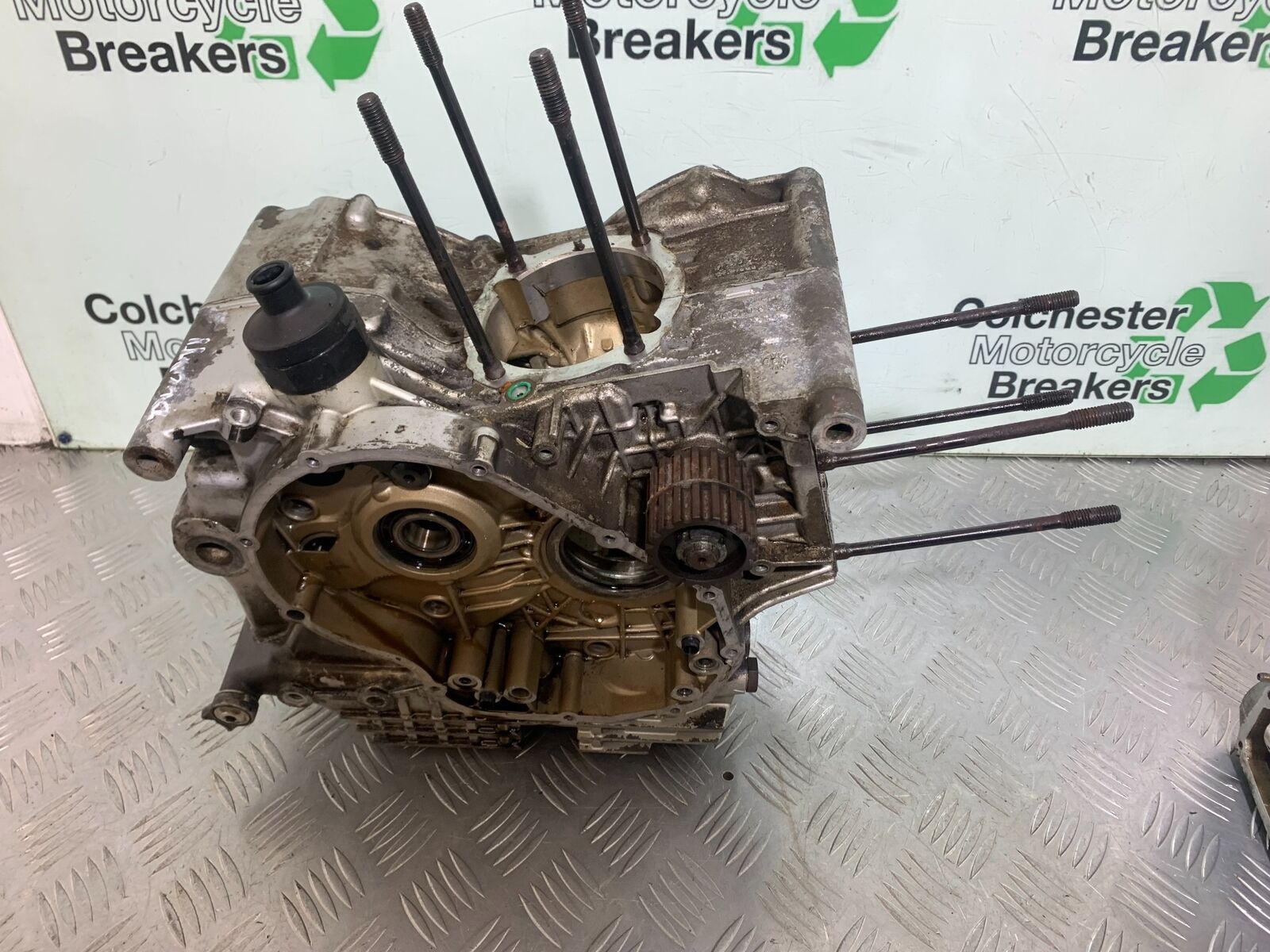 DUCATI 748 CRANK CASINGS  YEAR 1999 2003