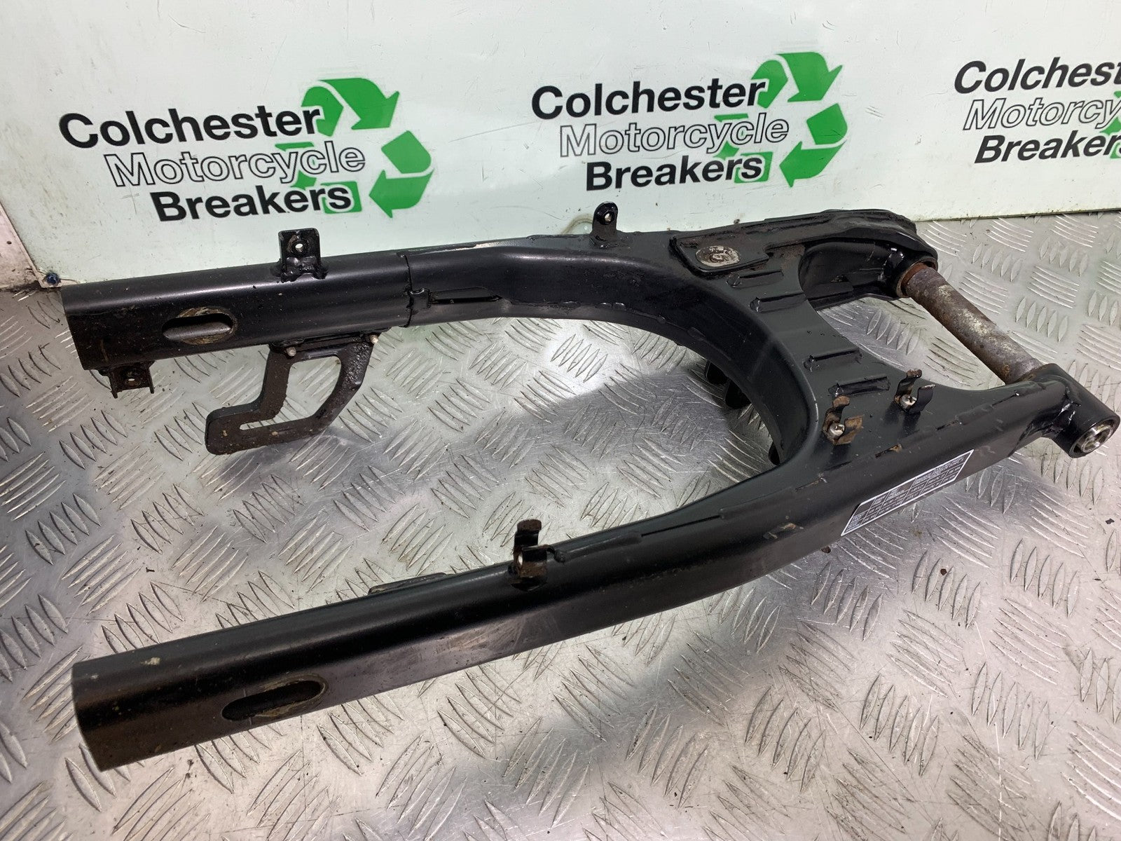 ROYAL ENFIELD HIMALAYAN 411 SWINGARM YEAR 2018-2023 (CMB1279)