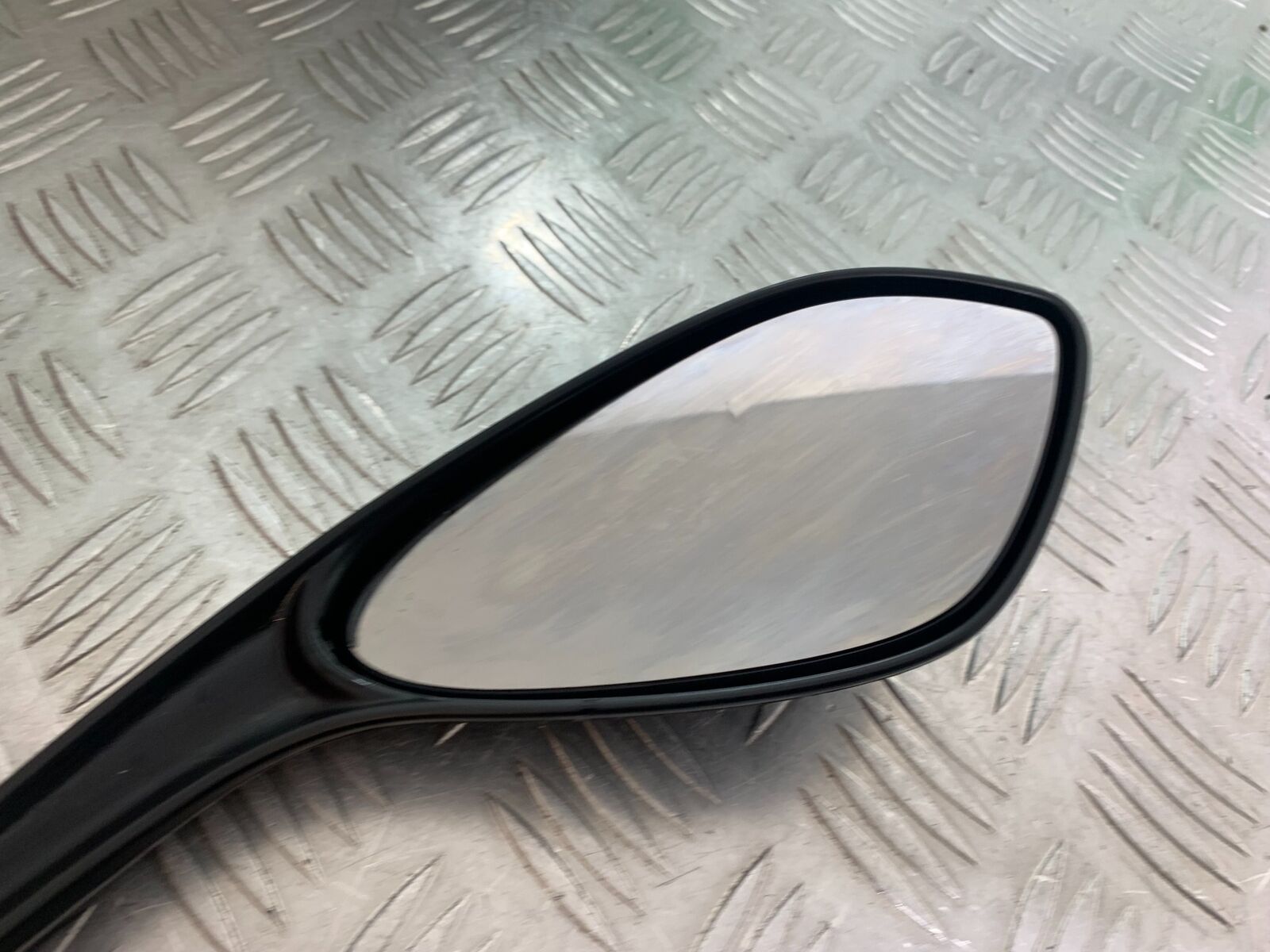 DUCATI STREETFIGHTER 848 RIGHT MIRROR YEAR 2011-2016 (CMB1050)