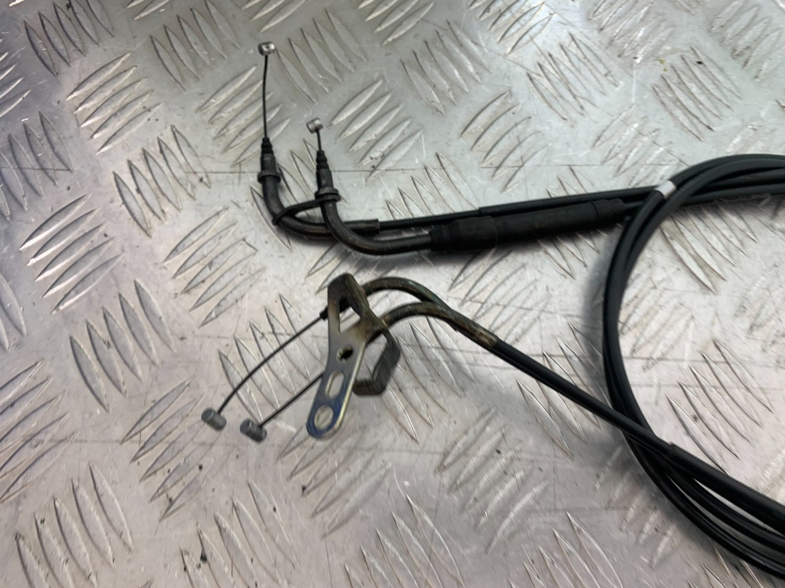 YAMAHA XMAX 300 THROTTLE CABLES YEAR 2017-2020 (CMB1218)