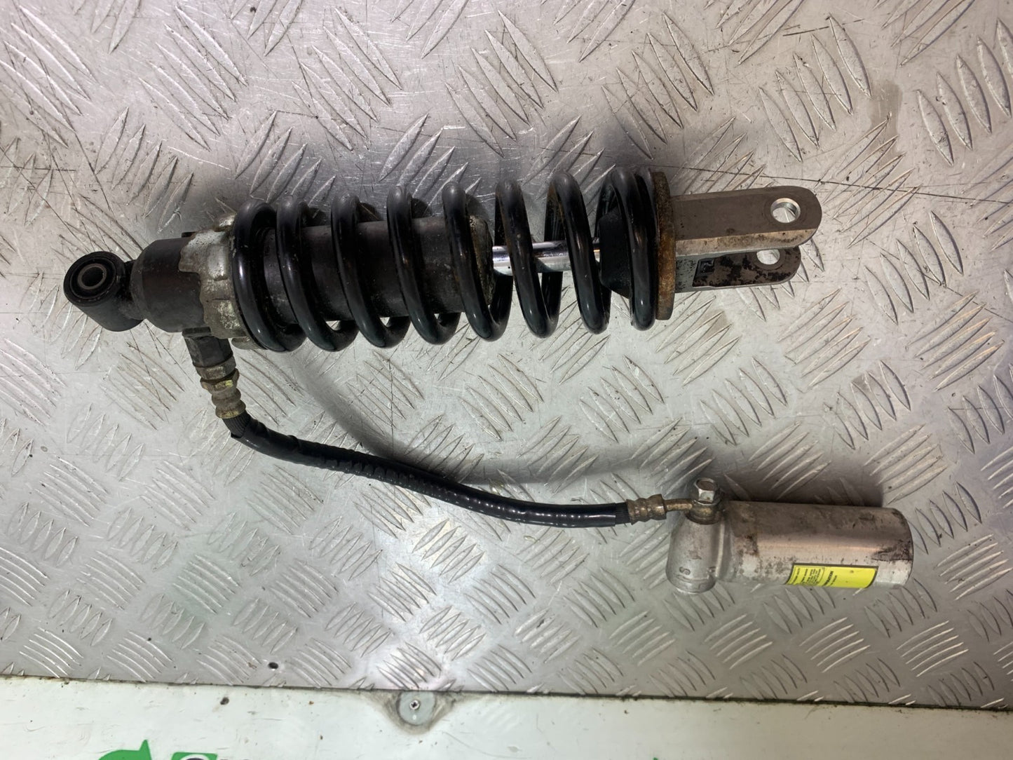 SUZUKI RF900 RF 900 REAR SHOCK YEAR 1994-1999 CMB1326