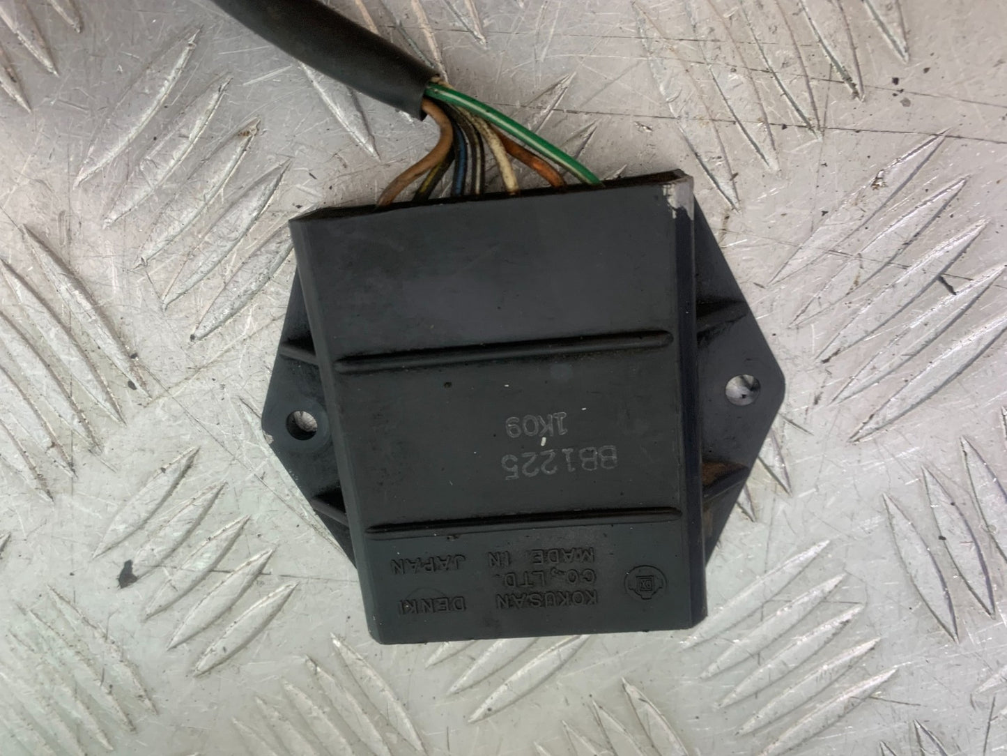 SUZUKI GS500 GS 500 CDI UNIT YEAR 2001-2008 (CMB1254)