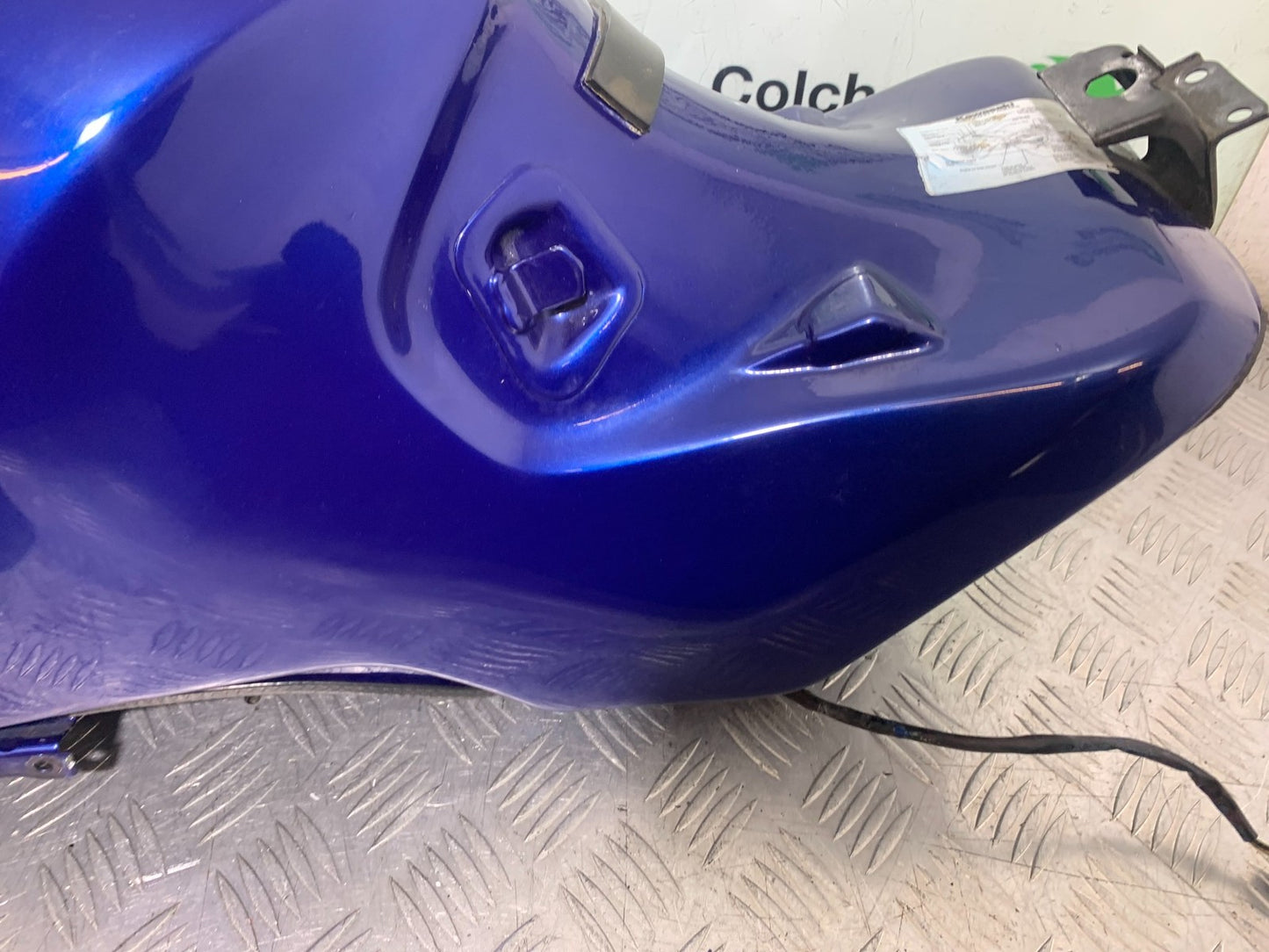 KAWASAKI ZZR1100 D PETROL TANK YEAR 1993-2001 (CMB1289)