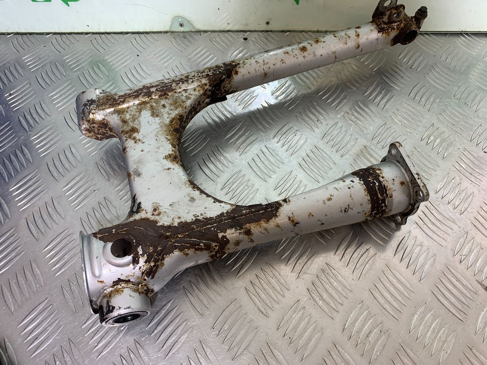 YAMAHA XV750 XV 750 VIRAGO SWINGARM  YEAR 1992 (CMB1016)