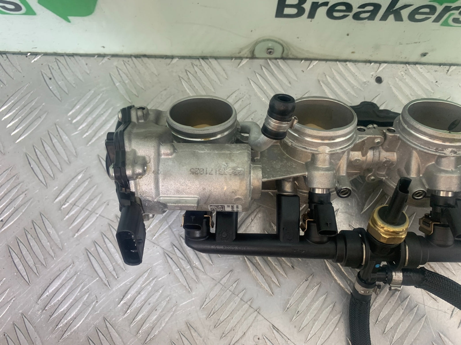 BMW M1000 R THROTTLE BODIES   YEAR 2023-2024 (CMB1140)