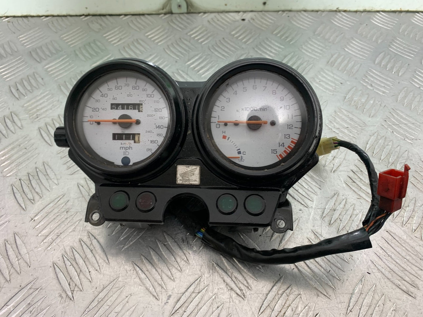 HONDA CB600 CB 600 HORNET CLOCKS SPEEDO DASH   YEAR 1998-2002 (CMB1297)