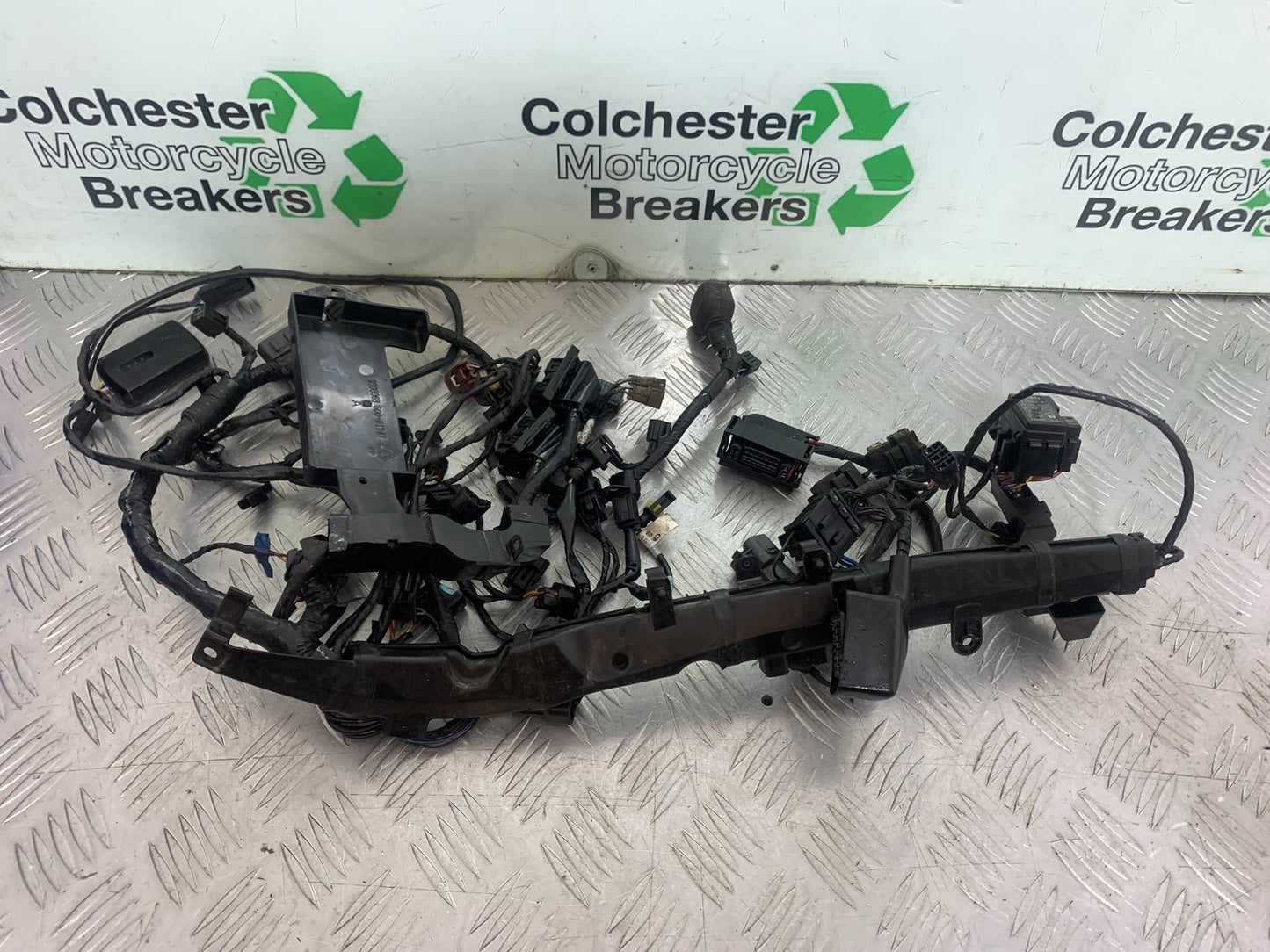 TRIUMPH 675 STREET TRIPLE WIRING LOOM  2013-2016 (CMB1186)