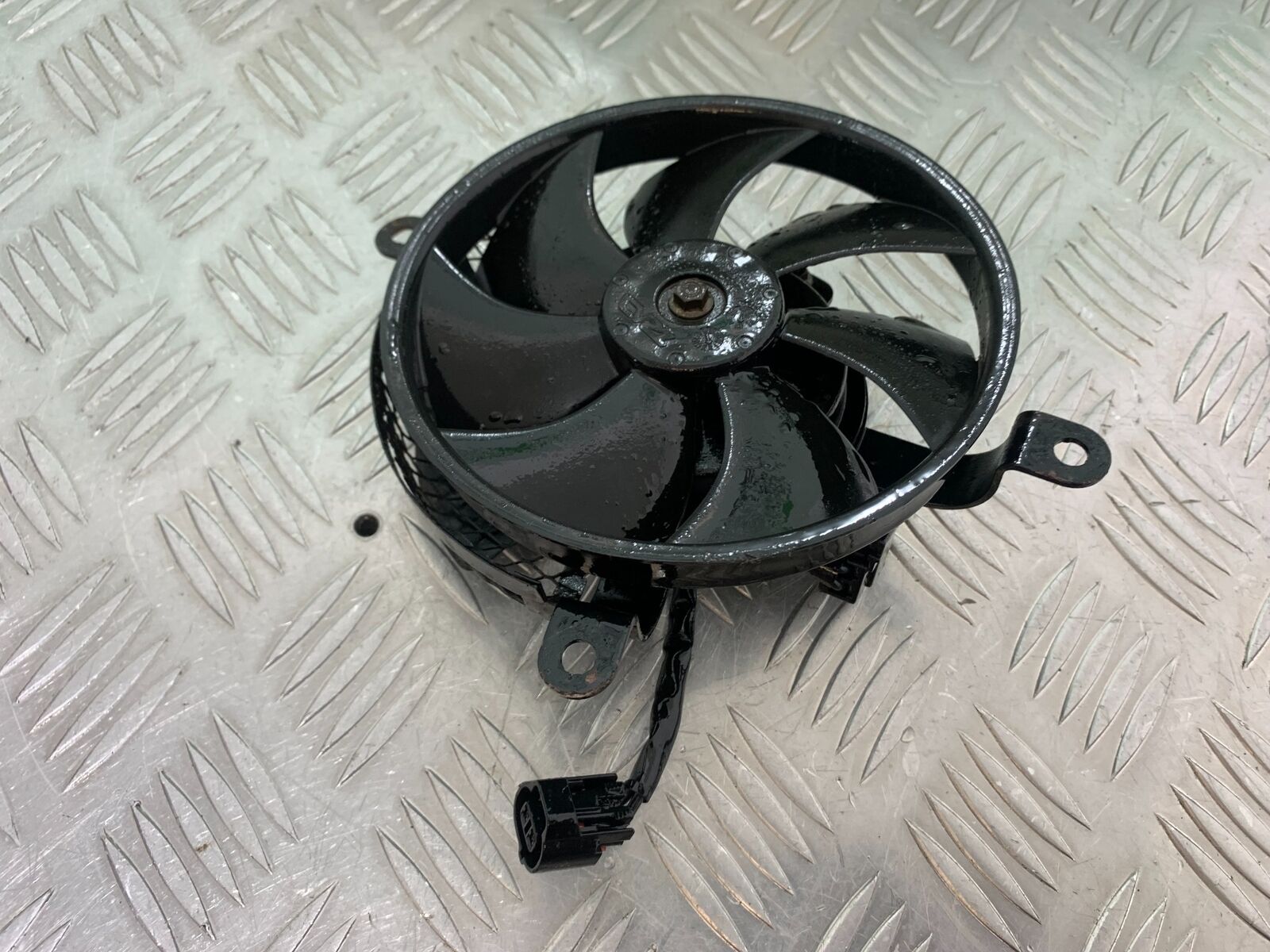 SUZUKI SV1000 SV 1000 K4 RADIATOR FAN YEAR 2003-2007 (CMB1042)