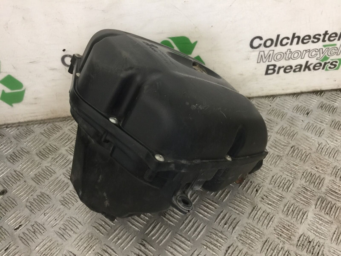 YAMAHA XT1200 Z SUPER TENERE AIRBOX YEAR 2010-2021 (STOCK 894)