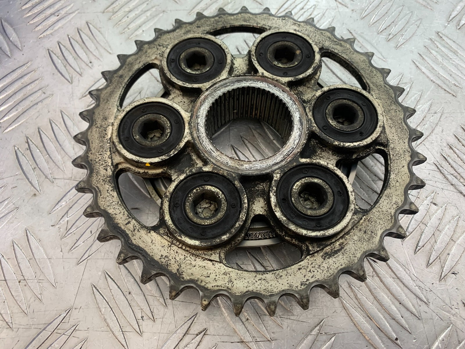 DUCATI 1299 PANIGALE REAR SPROCKET CARRIER  YEAR 2016 (CMB 1187)