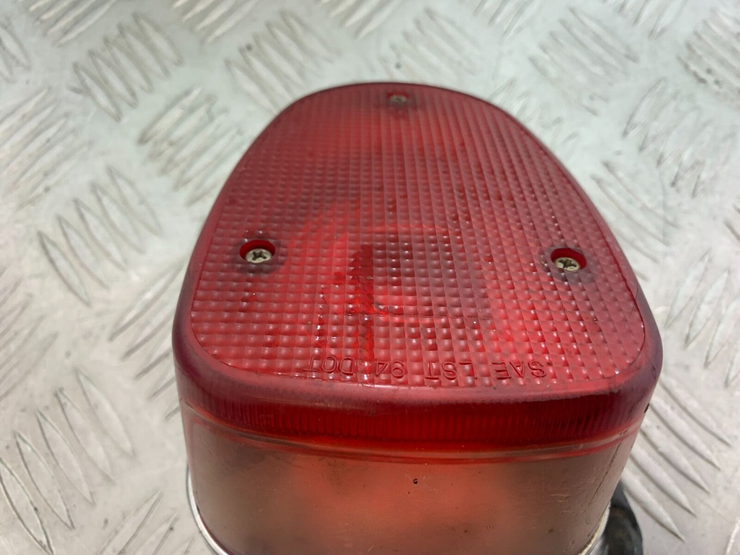 YAMAHA XVS 1100 DRAGSTAR REAR LIGHT  YEAR 2000-2007 (CMB1108)