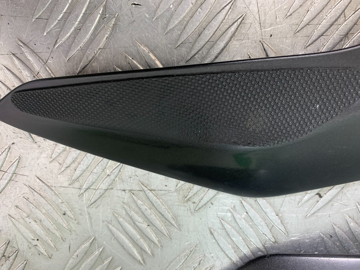 MV AGUSTA 800 F3 LEFT AND RIGHT INFILL COVERS  YEAR 2017-2019 (CMB1227)