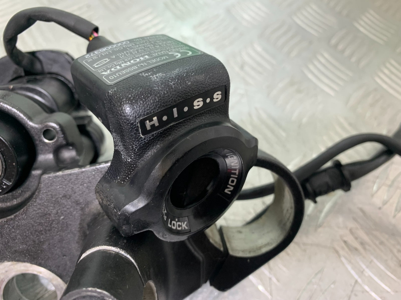 HONDA CBF600 CBF 600 ECU LOCKS AND KEY  YEAR 2004 -07 (CMB1247)