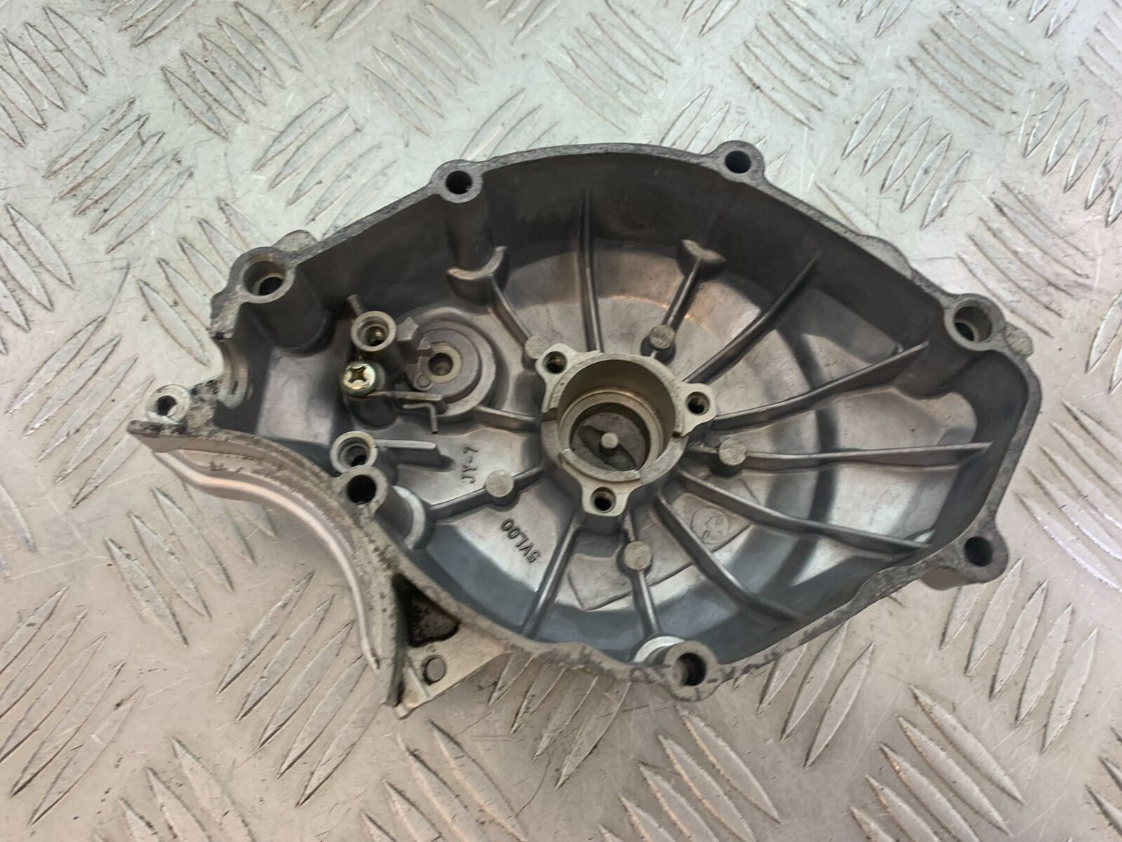 YAMAHA XT125 X XT 125 X GENERATOR COVER   2005-2011 (CMB1097)