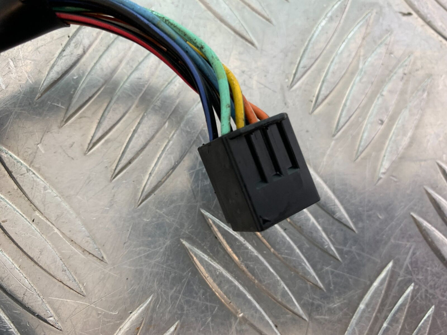 SUZUKI SV650 SV 650 RIGHT SWITCH GEAR YEAR 2003-2006 (CMB1014)