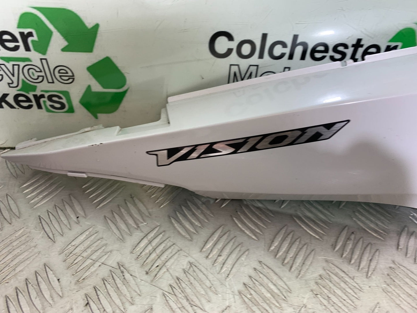 HONDA NSC110 VISION RIGHT SEAT PANEL YEAR 2017-2020 (CMB1249)