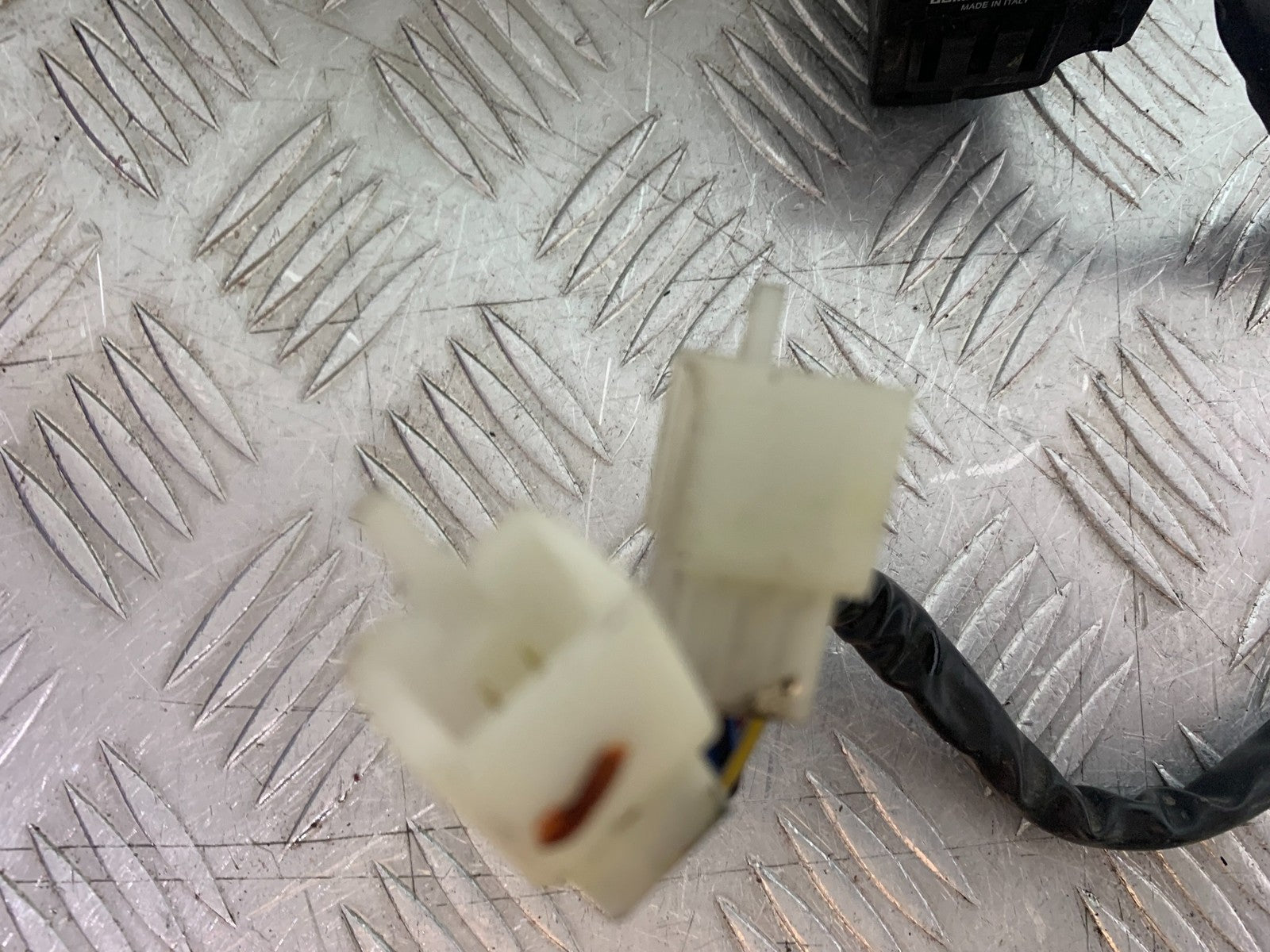 APRILIA RSV4 FACTORY LEFT SWITCH GEAR  YEAR 2009-2012 (CMB1224)