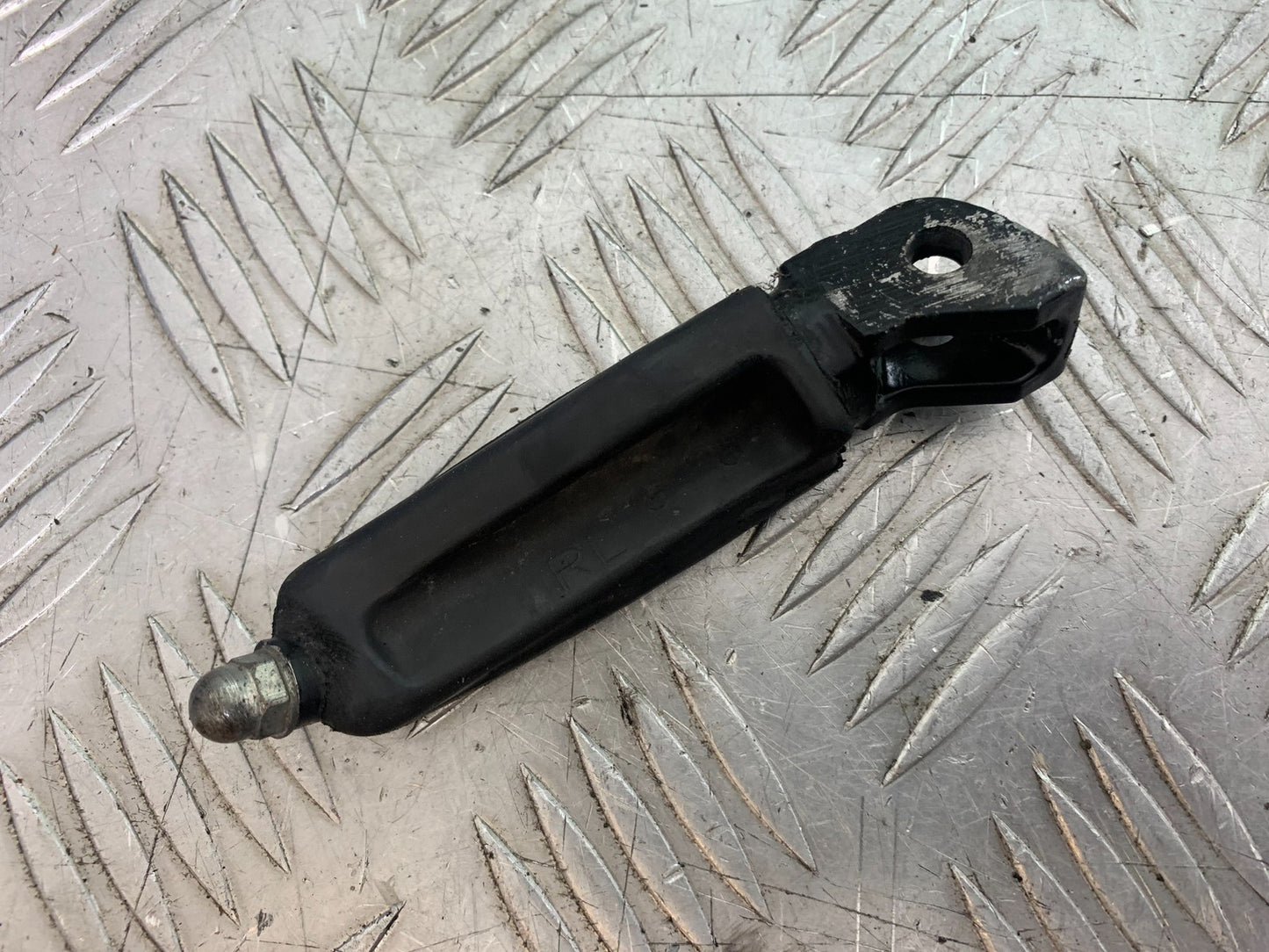 KTM RC125 RC 125 RC FRONT RIGHT FOOTPEG 2014 2017 (CMB1199)