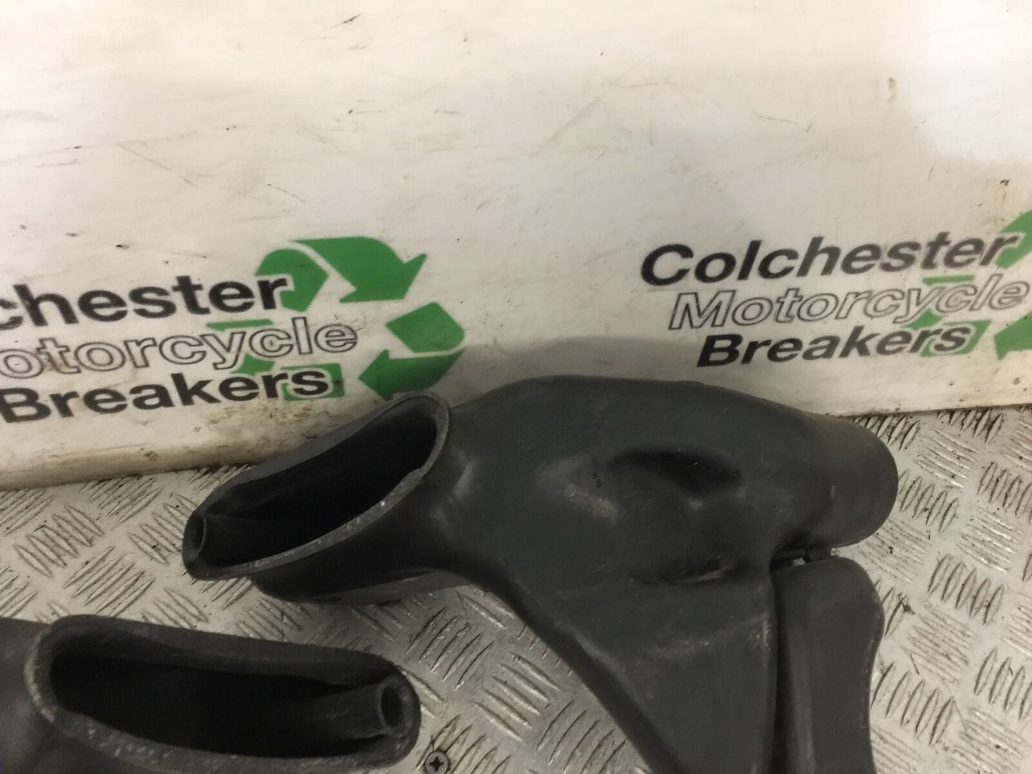 KAWASAKI ZX9R ZX9B AIR TUBES  YEAR 1994 (STOCK 860)