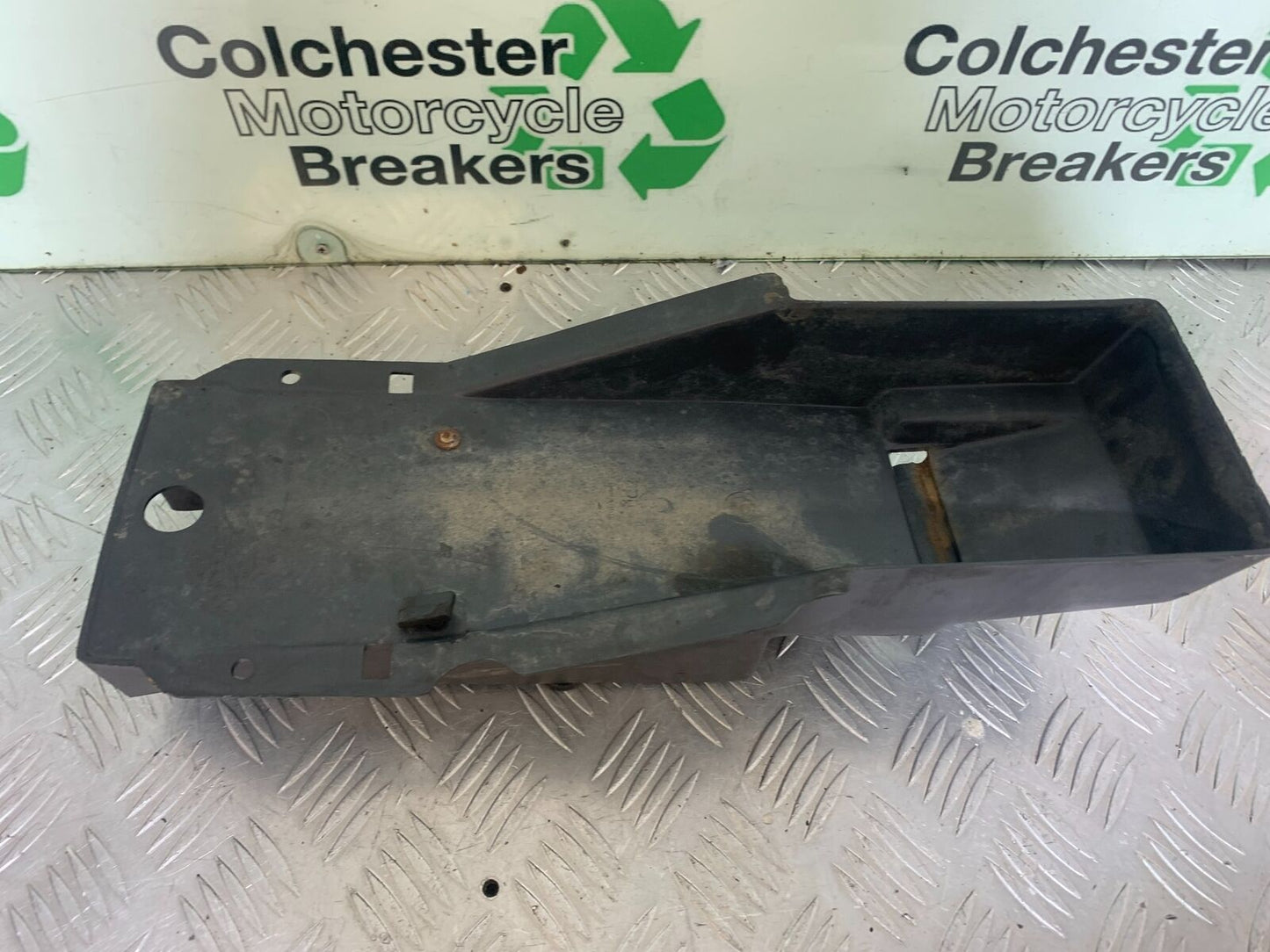 APRILIA RS50 RS 50 UNDERTRAY  YEAR 1996-1998 (CMB1132)